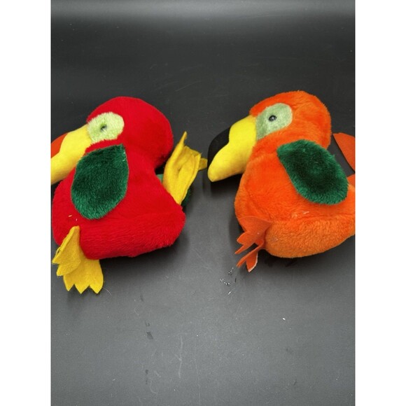 VTG 2 Plush Parrot Stuffed Animal Colorful Bird Toucan Green Red Orange Taiwan - Picture 3 of 6